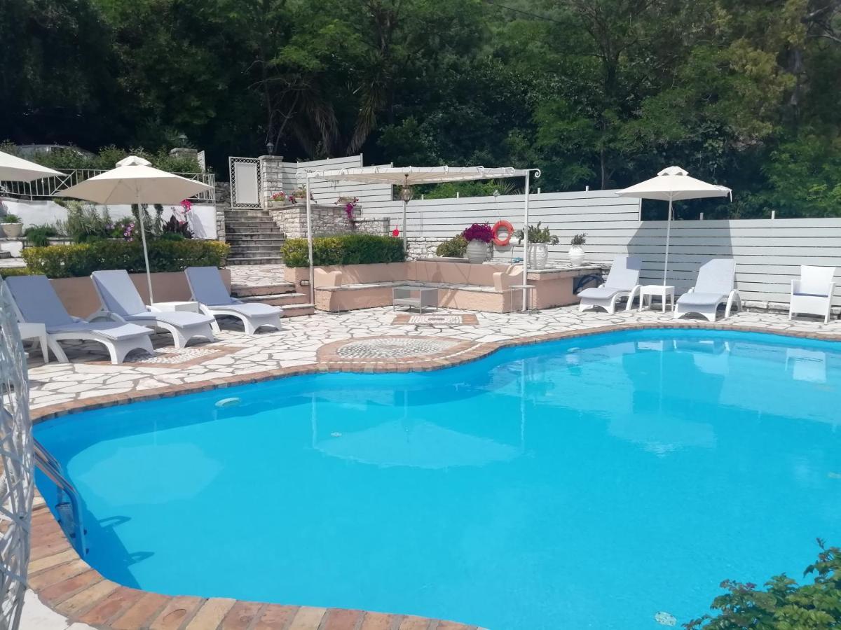 Imerolia Beach Villa Kassiopi Corfu Dış mekan fotoğraf